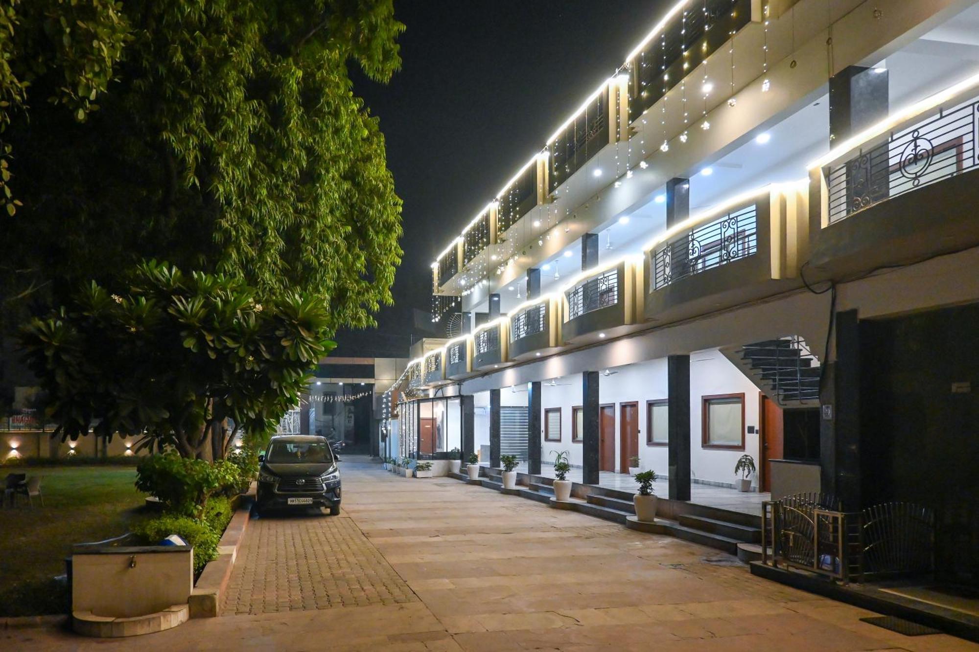 The Kedar Resort Mathura Exterior foto